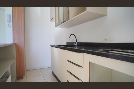 Apartamento para alugar com 100m², 2 quartos e 2 vagas Apartamento para alugar com 100m², 2 quartos e 2 vagasCozinha