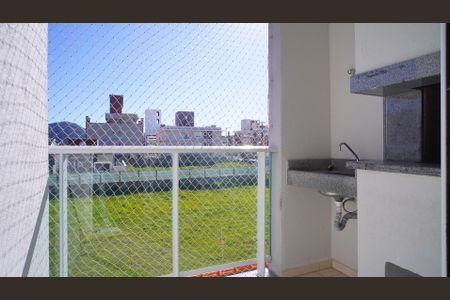 Apartamento para alugar com 100m², 2 quartos e 2 vagas Apartamento para alugar com 100m², 2 quartos e 2 vagasVaranda