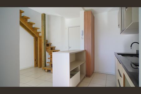 Apartamento para alugar com 100m², 2 quartos e 2 vagas Apartamento para alugar com 100m², 2 quartos e 2 vagasCozinha