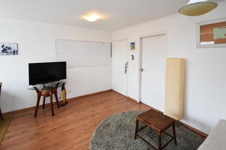 Sala de estar de apartamento para alugar com 3 quartos, 68m² em Vila Madalena, São Paulo
