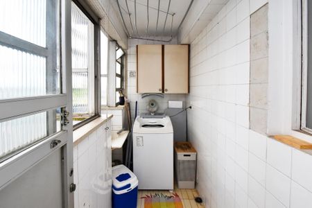 Apartamento para alugar com 68m², 3 quartos e 1 vagaÁrea de Serviço