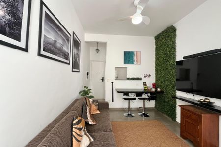 Sala  de apartamento para alugar com 1 quarto, 35m² em Leblon, Rio de Janeiro