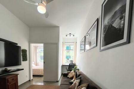Sala  de apartamento para alugar com 1 quarto, 35m² em Leblon, Rio de Janeiro
