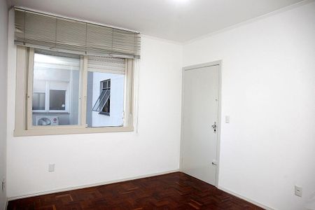 Sala de apartamento para alugar com 1 quarto, 50m² em Menino Deus, Porto Alegre
