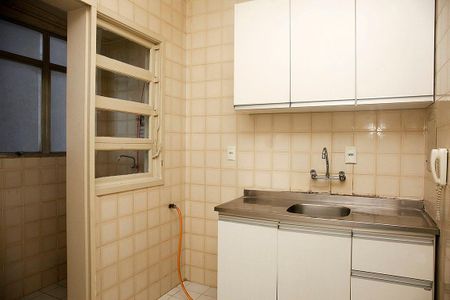 Cozinha + Área de Serviço de apartamento para alugar com 1 quarto, 50m² em Menino Deus, Porto Alegre