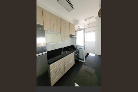 Cozinha de apartamento para alugar com 2 quartos, 52m² em Parque Taboão, Taboão da Serra