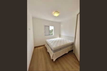 Quarto de apartamento para alugar com 2 quartos, 52m² em Parque Taboão, Taboão da Serra