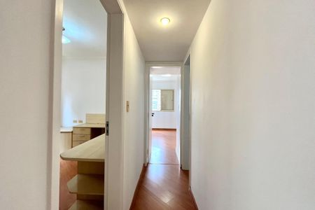 Apartamento à venda com 70m², 2 quartos e 1 vagaCorredor