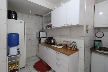 Apartamento à venda com 83m², 2 quartos e 1 vagaCozinha