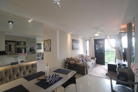 Sala de apartamento à venda com 3 quartos, 89m² em Taquara, Rio de Janeiro
