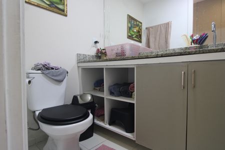Apartamento à venda com 89m², 3 quartos e 1 vagaBanheiro da suíte 3