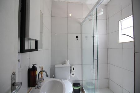 Apartamento para alugar com 60m², 2 quartos e sem vagaBanheiro social