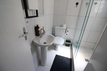 Apartamento para alugar com 60m², 2 quartos e sem vagaBanheiro social
