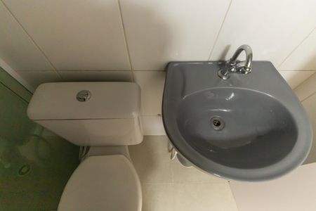 Casa para alugar com 109m², 3 quartos e 2 vagasBanheiro Social