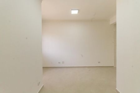 Sala de casa à venda com 3 quartos, 109m² em Parque Maria Luiza, São Paulo