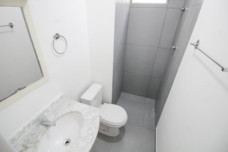 Apartamento à venda com 51m², 2 quartos e 1 vaga Apartamento à venda com 51m², 2 quartos e 1 vagaBanheiro
