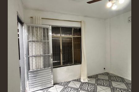 Sala de casa para alugar com 2 quartos, 70m² em São Judas, São Paulo