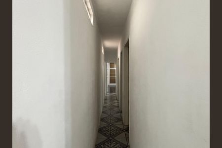 Corredor de casa para alugar com 2 quartos, 70m² em São Judas, São Paulo