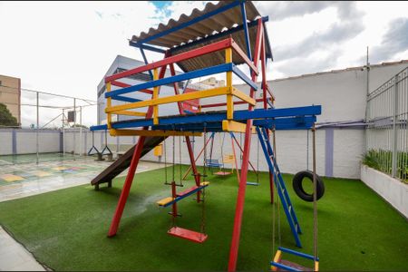 Apartamento para alugar com 58m², 2 quartos e 1 vaga Apartamento para alugar com 58m², 2 quartos e 1 vagaÁrea comum - Playground