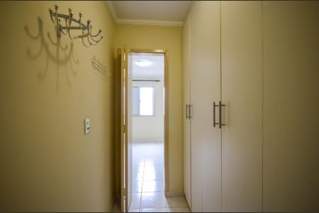 Apartamento para alugar com 58m², 2 quartos e 1 vaga Apartamento para alugar com 58m², 2 quartos e 1 vagaQuarto 1 - Closet