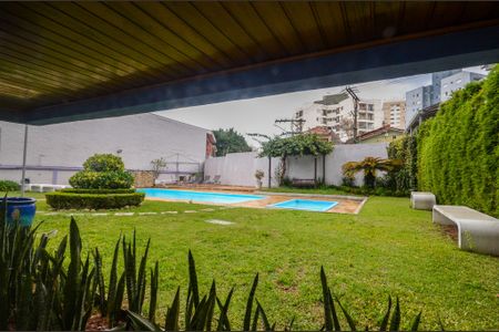 Apartamento para alugar com 58m², 2 quartos e 1 vaga Apartamento para alugar com 58m², 2 quartos e 1 vagaÁrea comum - Piscina