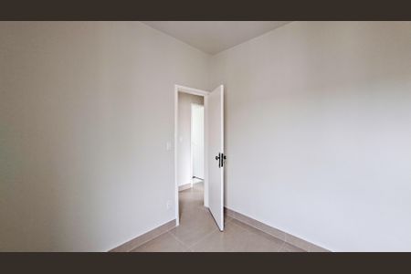 Apartamento para alugar com 100m², 3 quartos e 1 vaga Apartamento para alugar com 100m², 3 quartos e 1 vagaQuarto