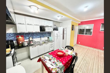 Casa à venda com 750m², 8 quartos e sem vagaCasa 2- Sala/cozinha