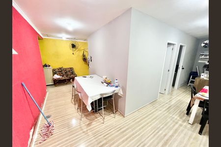 Casa à venda com 750m², 8 quartos e sem vagaCasa 2- Sala/cozinha