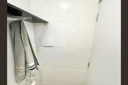 Casa à venda com 750m², 8 quartos e sem vagaCasa 2- Banheiro Social