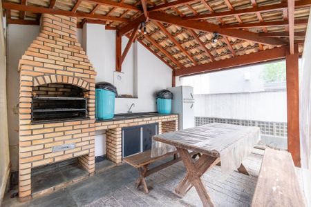 Apartamento à venda com 71m², 3 quartos e 1 vagaÁrea comum - Churrasqueira