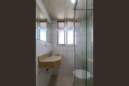 Banheiro de apartamento para alugar com 1 quarto, 45m² em Camaquã, Porto Alegre