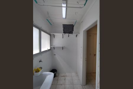 Apartamento à venda com 80m², 3 quartos e 1 vaga Apartamento à venda com 80m², 3 quartos e 1 vagaÁrea de Serviço