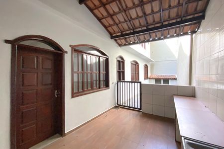 Casa à venda com 360m², 3 quartos e 7 vagasÁrea de Serviço
