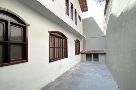 Casa à venda com 360m², 3 quartos e 7 vagasÁrea Externa