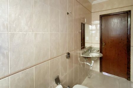 Casa à venda com 360m², 3 quartos e 7 vagasBanheiro Social