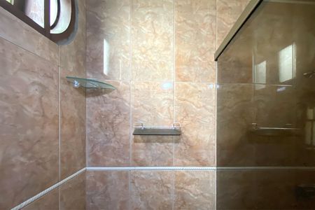 Casa à venda com 360m², 3 quartos e 7 vagasBanheiro da Suíte 3