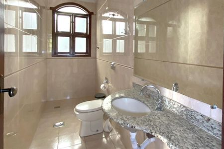 Casa à venda com 360m², 3 quartos e 7 vagasBanheiro Social