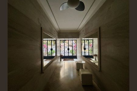 Apartamento à venda com 110m², 3 quartos e 1 vagaFachada e Portaria