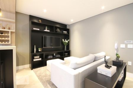 Apartamento para alugar com 65m², 2 quartos e 1 vaga Apartamento para alugar com 65m², 2 quartos e 1 vagaÁrea comum - Salão de jogos