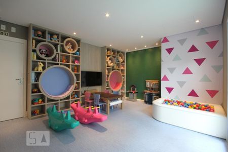 Apartamento para alugar com 65m², 2 quartos e 1 vaga Apartamento para alugar com 65m², 2 quartos e 1 vagaÁrea comum - Brinquedoteca