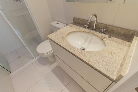 Apartamento para alugar com 65m², 2 quartos e 1 vaga Apartamento para alugar com 65m², 2 quartos e 1 vagaBanheiro