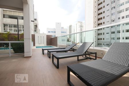 Apartamento para alugar com 65m², 2 quartos e 1 vaga Apartamento para alugar com 65m², 2 quartos e 1 vagaÁrea comum - Piscina
