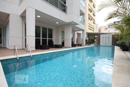 Apartamento para alugar com 65m², 2 quartos e 1 vaga Apartamento para alugar com 65m², 2 quartos e 1 vagaÁrea comum - Piscina