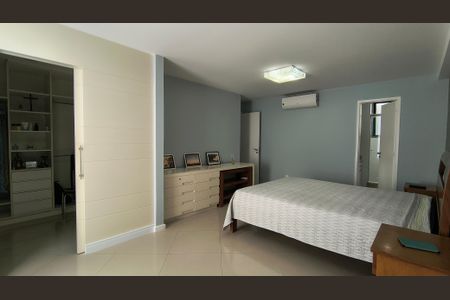 Apartamento para alugar com 190m², 3 quartos e 2 vagas Apartamento para alugar com 190m², 3 quartos e 2 vagasSuíte 1