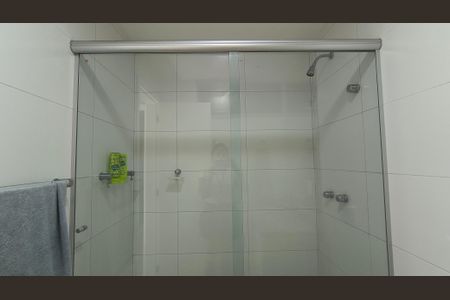 Apartamento para alugar com 190m², 3 quartos e 2 vagas Apartamento para alugar com 190m², 3 quartos e 2 vagasBanheiro da Suíte 2