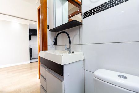 Apartamento para alugar com 42m², 2 quartos e sem vaga Apartamento para alugar com 42m², 2 quartos e sem vagaBanheiro