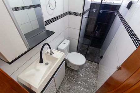 Apartamento para alugar com 42m², 2 quartos e sem vaga Apartamento para alugar com 42m², 2 quartos e sem vagaBanheiro