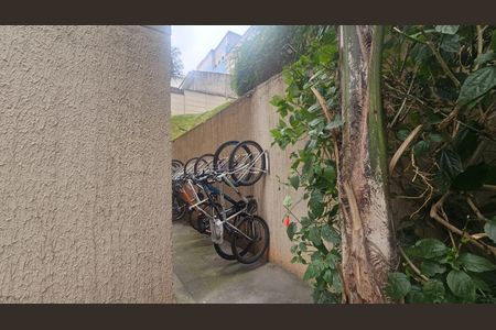 Apartamento para alugar com 42m², 2 quartos e sem vaga Apartamento para alugar com 42m², 2 quartos e sem vagaÁrea comum - Bicicletário