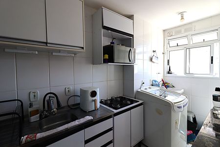 Apartamento à venda com 51m², 2 quartos e 1 vagaCozinha e Área de Serviço