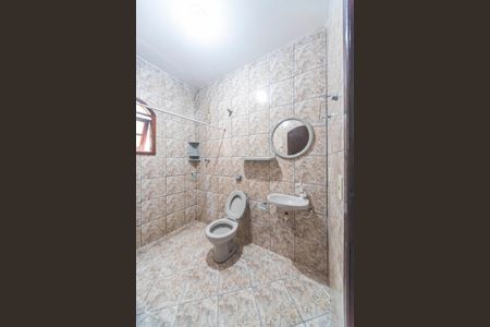 Casa à venda com 260m², 4 quartos e 3 vagasBanheiro Social